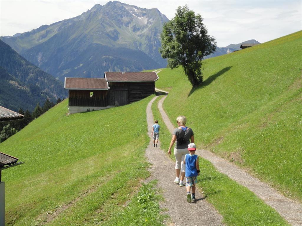 Landhaus Gredler Mayrhofen Exterior foto